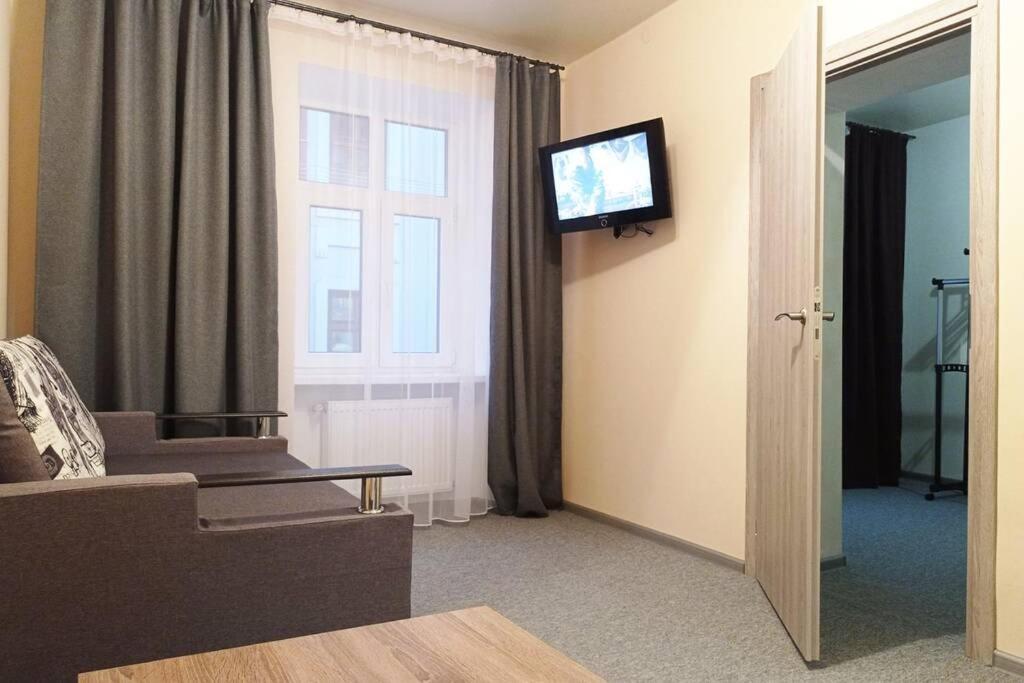 Двокімнатна Квартира В Центрі Львова. Lviv Ngoại thất bức ảnh
